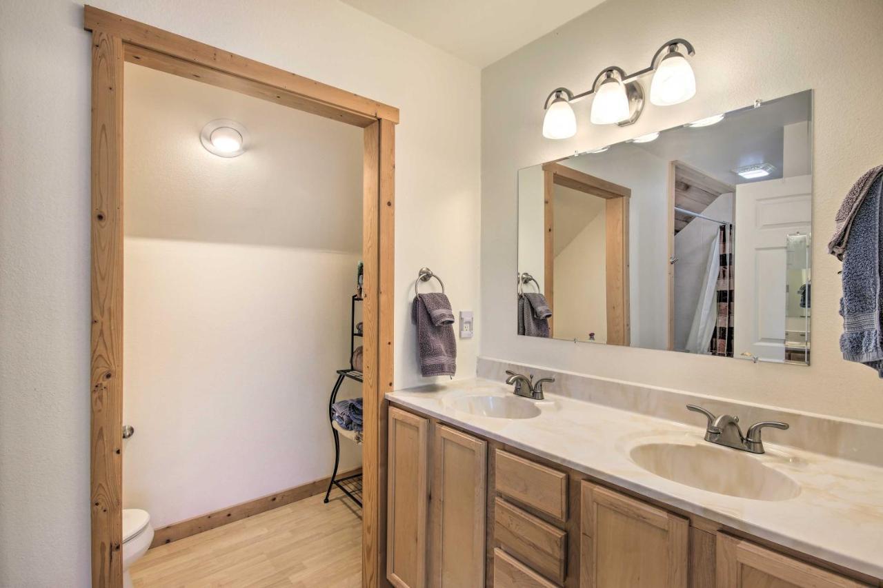 Inviting Townhome 30 Mi To Yellowstone Np! *
